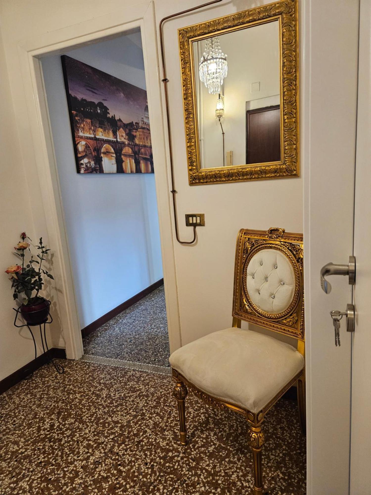 12 V Itali Hotel Rome Exterior photo