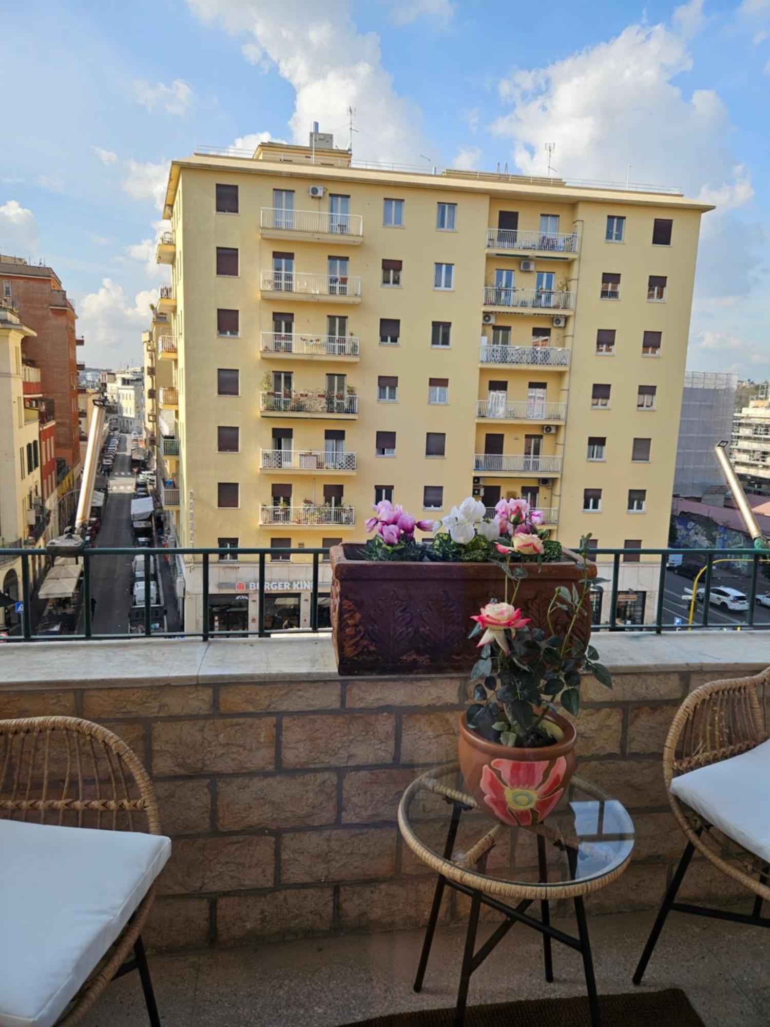 12 V Itali Hotel Rome Exterior photo