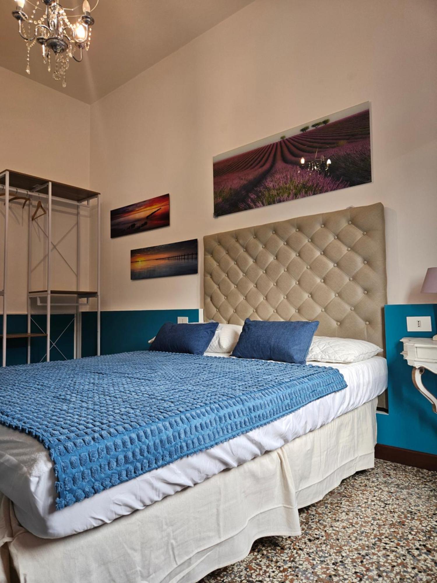 12 V Itali Hotel Rome Room photo